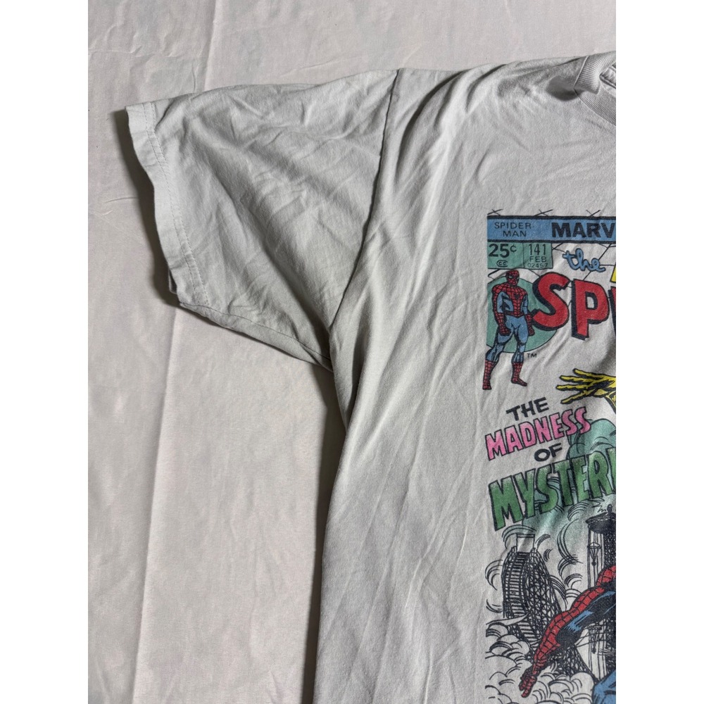 Marvel Spider-Man vs Mysterio Comic Cover Graphic T-Shirt Grey XL Amazing 141 - Picture 5 of 12
